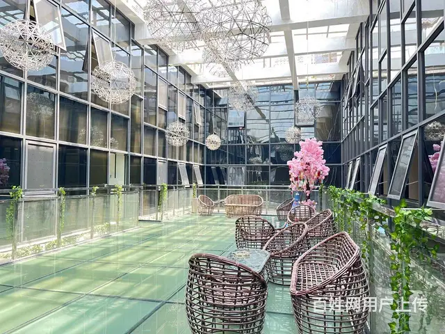5号线地铁口，精装修215方办公室 物业直租，带隔断 - 图片 8
