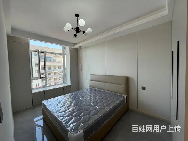 首付款10万，龙溪家园21楼137平，三室两厅两卫，精装 - 图片 8
