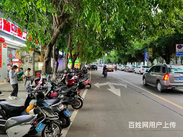 （51旺铺推荐）美兰区美舍河公园60平临街炸鸡汉堡店转让 - 图片 1