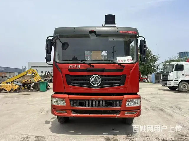东风单桥徐工10吨货箱6米1低价出售 - 图片 1