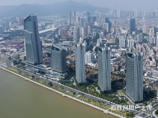 珠海拱北 超性价比甲写字楼 仁恒滨海中心 702㎡海景 急租 - 图片 1