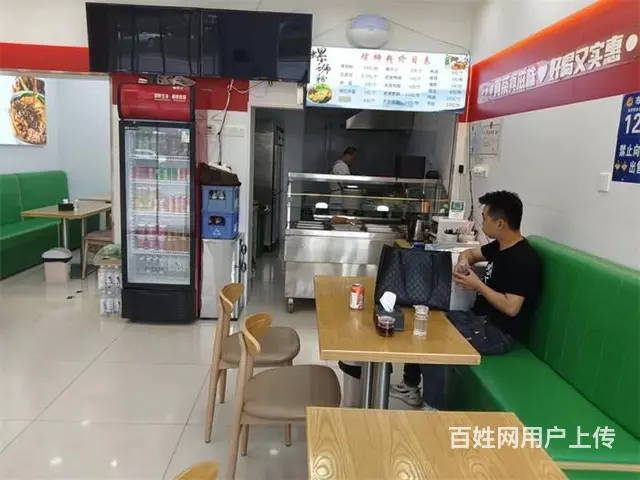 (同城搜铺网免费找店)三街龙腾对面70平餐馆转让 - 图片 1