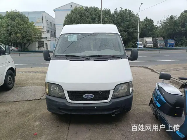 2010年福特经典全顺 - 图片 1