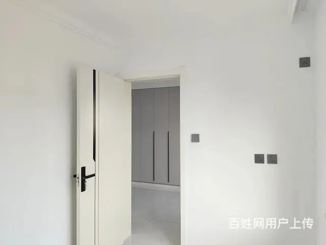步梯四楼 兰桥社区 普通住宅 精装修价格美丽 - 图片 1