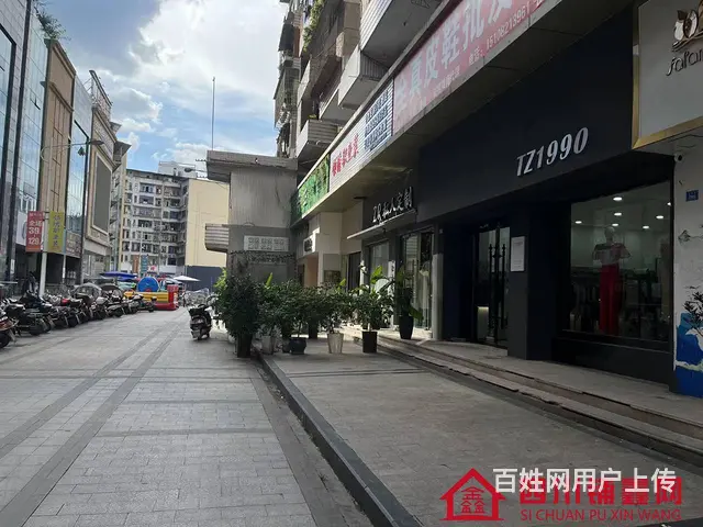 （四川铺鑫网）巴州区西城商汇100平服装店转让 - 图片 7