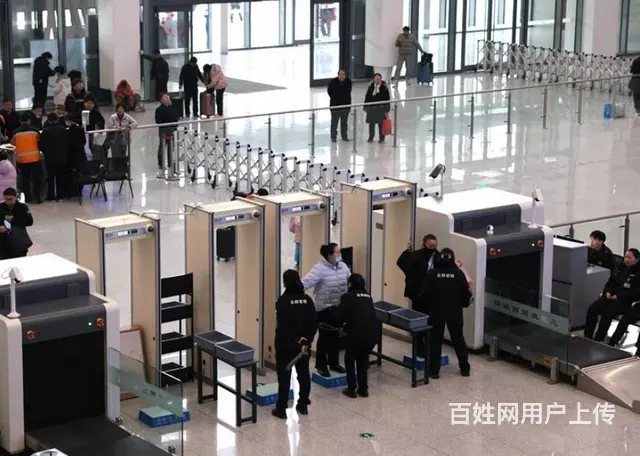 三门峡高铁站辅警上一休一+底薪2700+绩效单位缴纳五险 - 图片 1