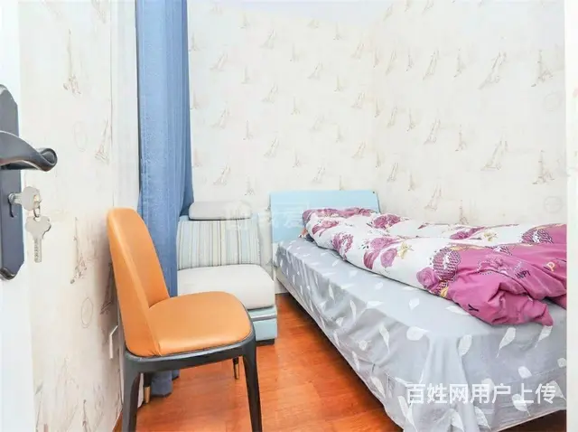 地铁5号线，三开间朝南大三房，户型方正，南北通透， - 图片 6