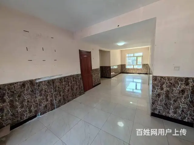 松北区 临街商铺出租 适合美容美发 餐馆类 - 图片 6