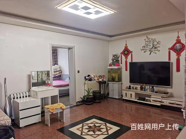 【搞定了！】出租新安里42号楼6楼顶楼 - 图片 1