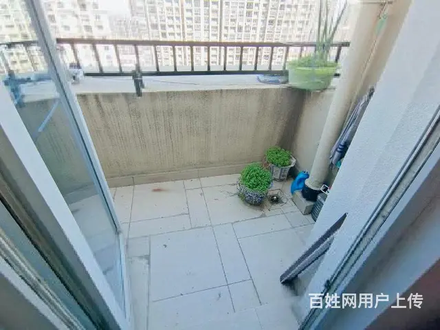！捡漏！精装小三室 南北通透 双阳台 物美价廉 欧洲城 - 图片 6
