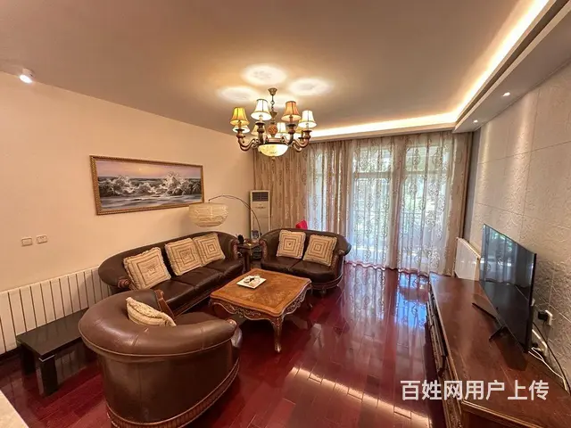 东湖绿道旁边接待居家 东湖林语精装五房三卫 汉街水 - 图片 2