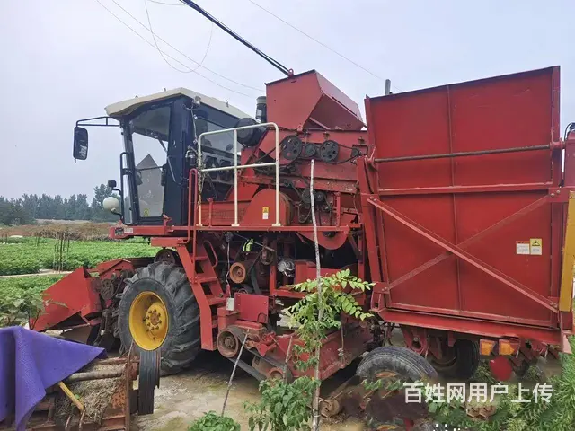 雷沃玉米收割机 - 图片 1