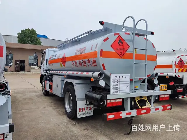 厂家直售东风8吨油罐车 - 图片 2