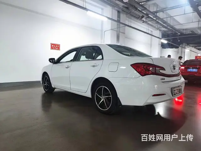比亚迪 秦 2014款 1.5T 双离合 酷黑骑士旗舰型 - 图片 8