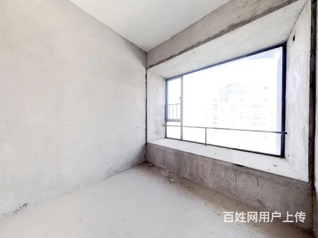 中房观湖国际 5室2厅 南 北 - 图片 3