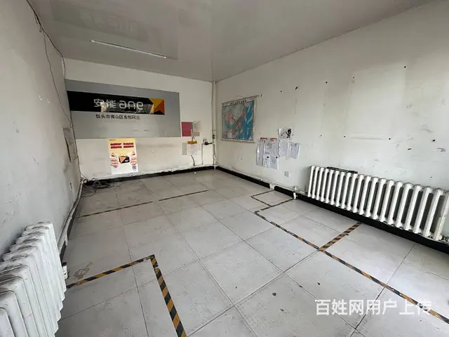 1073   学校旁临街空铺直租 房租底 行业不限 - 图片 6