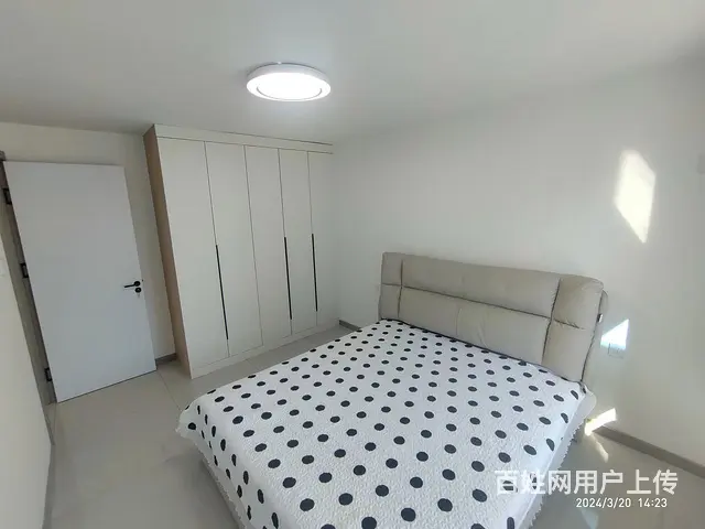 白楼东湖公园龙江南里四楼4楼49平三阳精装两室地暖可贷款！ - 图片 1
