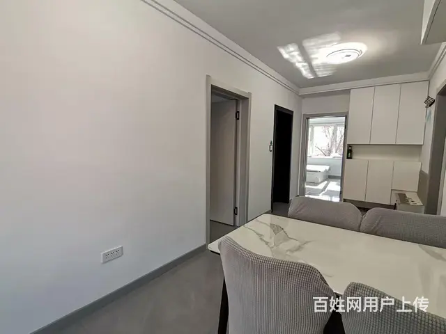 成龙小区2楼70平14000一年 - 图片 7