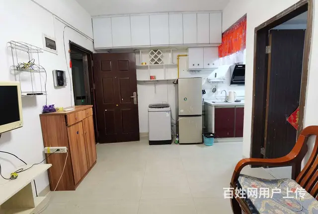 拱北关口都市广场电梯一房一厅出租，租价2000。近关口 - 图片 4