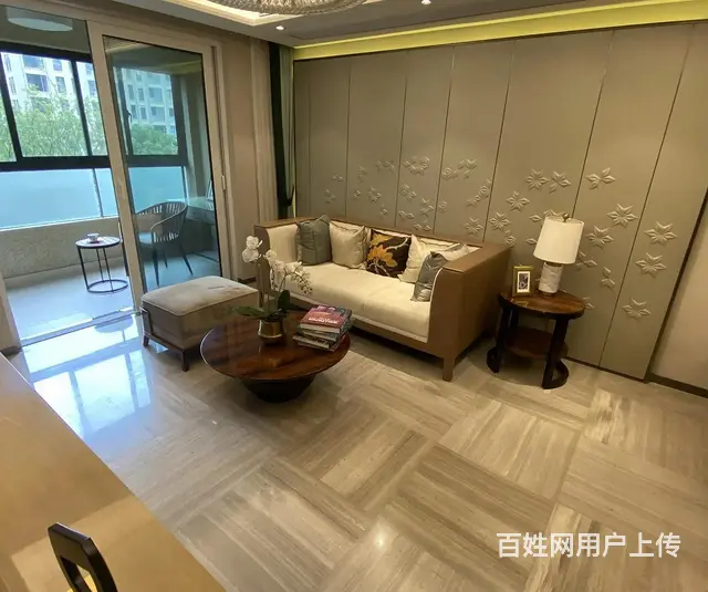 易买得商圈 浦西玫瑰园 83平3房 11号线地铁口 繁华地段 - 图片 6