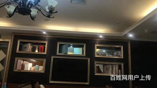 南江县光雾山大道朝阳广场对面200平美容院转让 - 图片 3