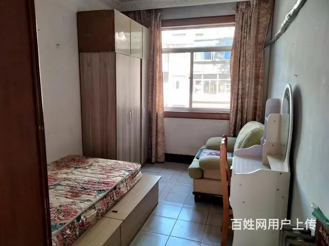 华茂小区烟中宾馆附近三室一厅4楼1500 - 图片 5