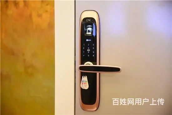 珠海二城心作附近开锁换锁电话|价格哪家的好 - 图片 1