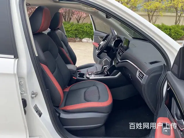 奔腾T33 2019款 1.6 手自一体 豪华型 - 图片 11