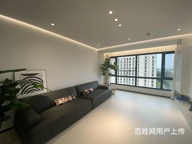 中央公园观景房14楼121平三室精装110万金泰春天宏运一期 - 图片 2