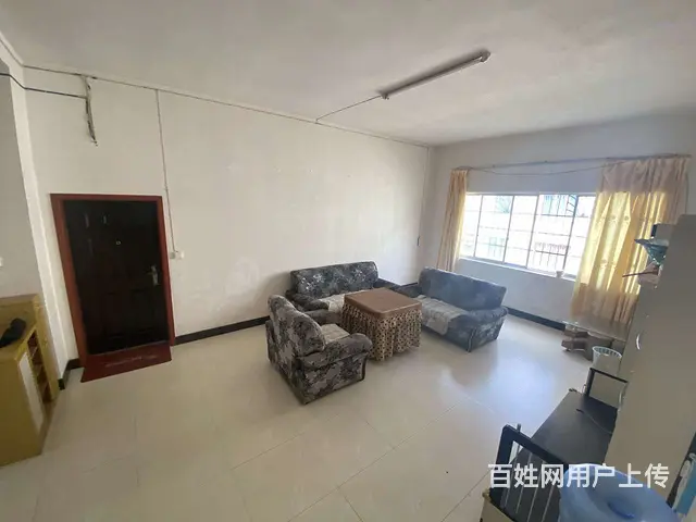 新时代小区便宜处理，地段好，诚信出售 - 图片 1