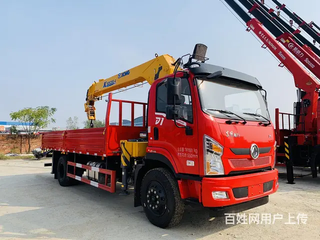 东风D1底盘8吨10吨随车吊带6米货箱价格低 - 图片 2