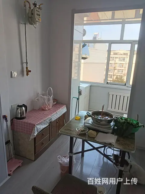 两室一厅，押一付一500元每月 - 图片 6