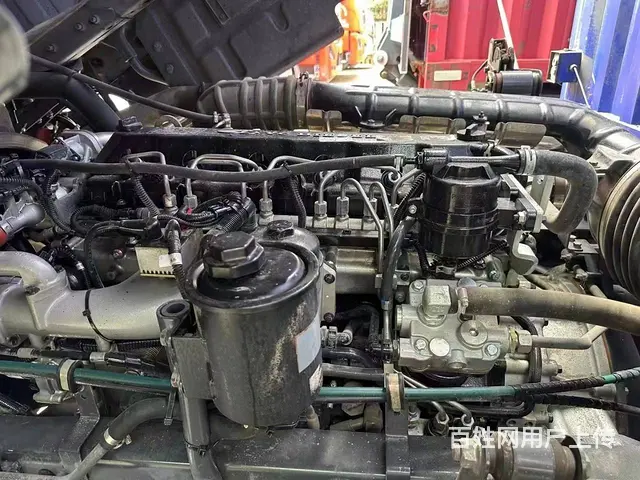 出售21年1月东风柳汽9.8米厢式货车245马力 - 图片 4
