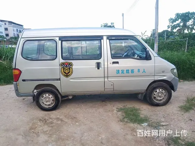 12年五菱之光面包车 - 图片 3