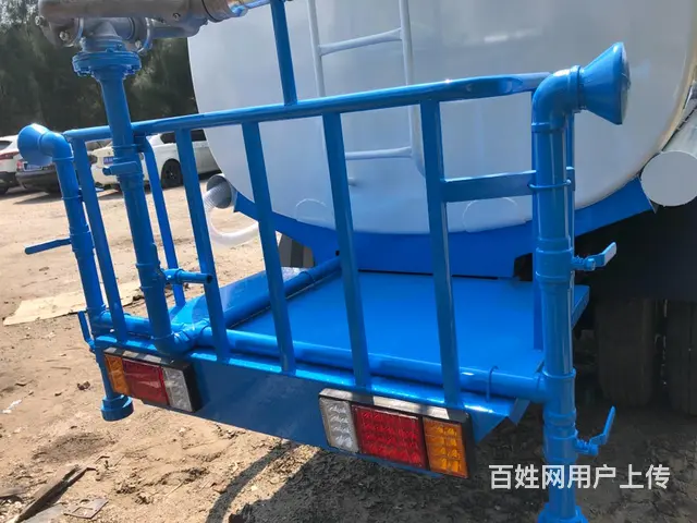 8方洒水车价格便宜、4万公里全新上装洒水系统澎动力 - 图片 10