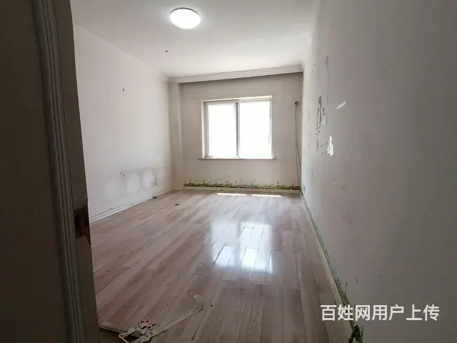 凌河庄园车库打包二楼84平两室一厅阴阳格局简单装修 - 图片 6