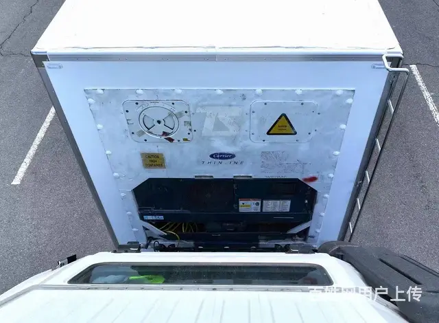 虹宇厂家直销东风天龙9.6米冷藏车 现车低价处理 - 图片 7
