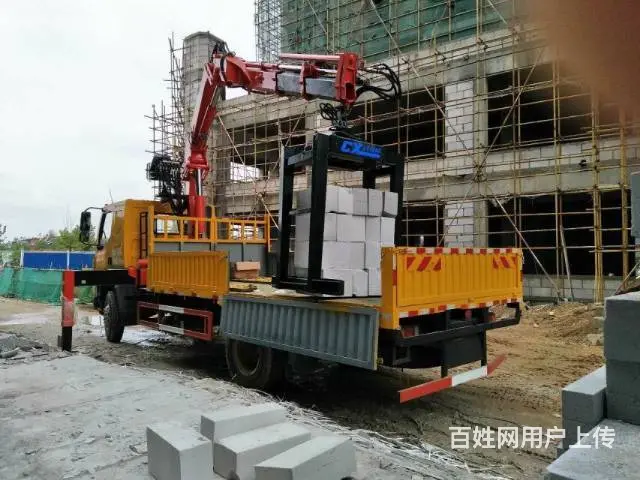 单桥折臂夹砖随车吊福曼折臂8吨随车吊多功能吊机 - 图片 12
