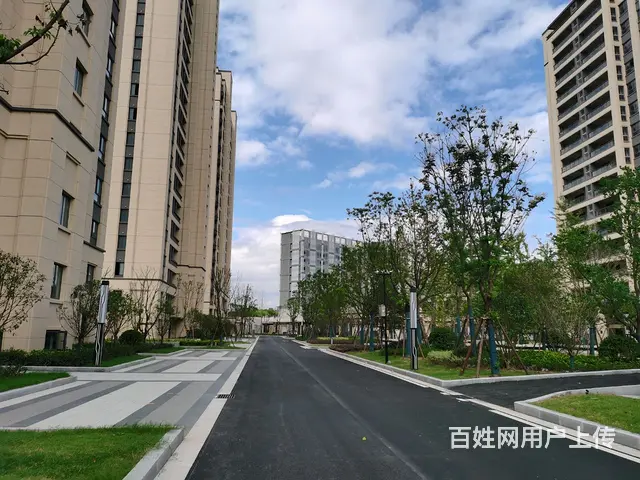 黄山北站旁高品质山海天地三房整套出租，毛坯出租。随时入住 - 图片