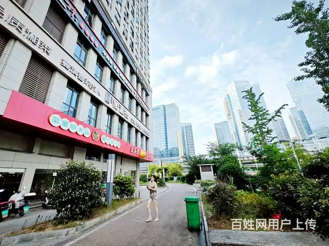 （老板本人）雨花区德思勤繁华商圈，写字楼围绕，临街门面直租 - 图片 5