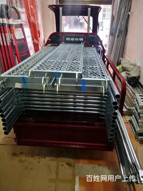 振平尺，围挡建筑机械租赁 - 图片 1