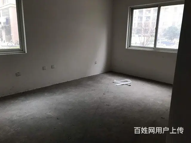 新景二期 纯毛坯二房 有钥匙 随时好看房 - 图片 5