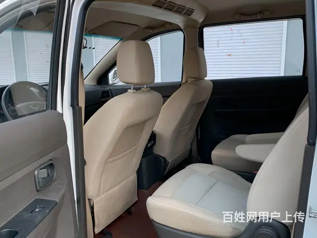 五菱 宏光 2015款 宏光S 1.2 手动 基本型7-8座 - 图片 6