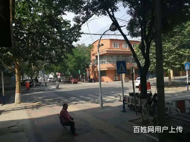 急转学校附近十字路口加盟汉堡窗口附近 - 图片 3