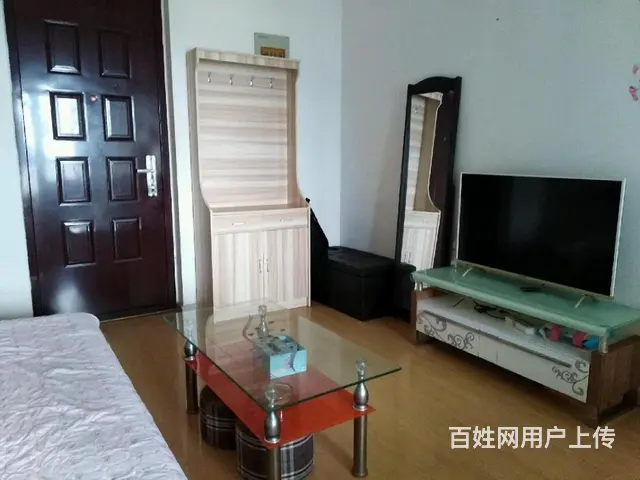 第一国际精装一室一厅海景好房出租了 - 图片 1