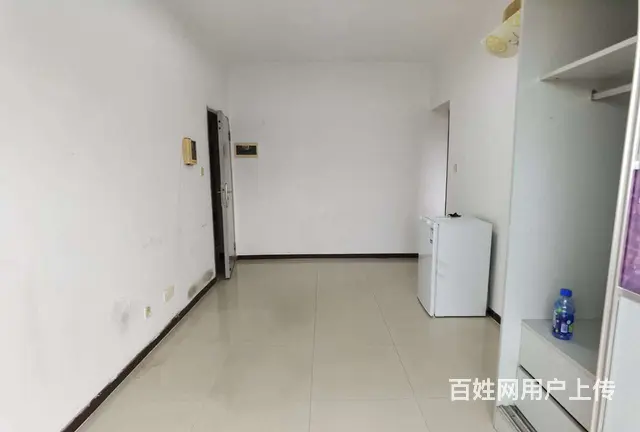 拱北关口和华国际电梯精装大公寓出租，租价1600。近关口 - 图片 2