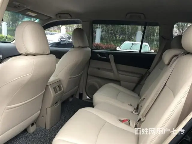 丰田 汉兰达 2019款 2.0T 手自一体 四驱至尊版7座 - 图片 8