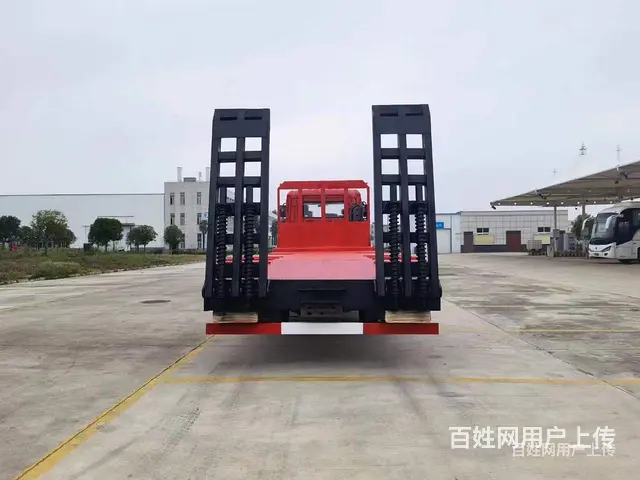 前四后四东风D17挖机平板拖车 多少钱一辆 - 图片 8