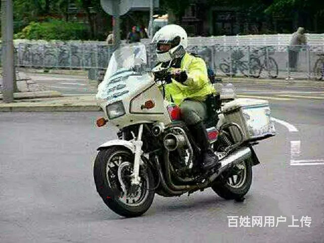 本田CBX750 - 图片 1