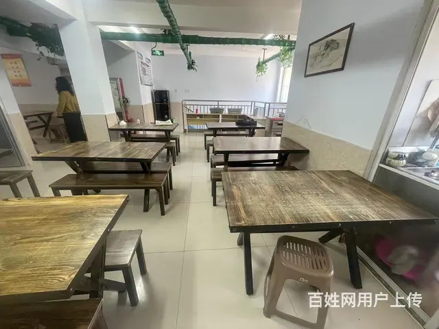 张店区范家新村营业中小饭桌整体出 - 图片 1